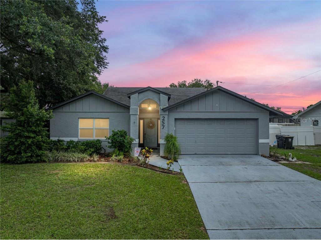 257 Padgett Place N Lakeland FL 33809 L4953616 image1