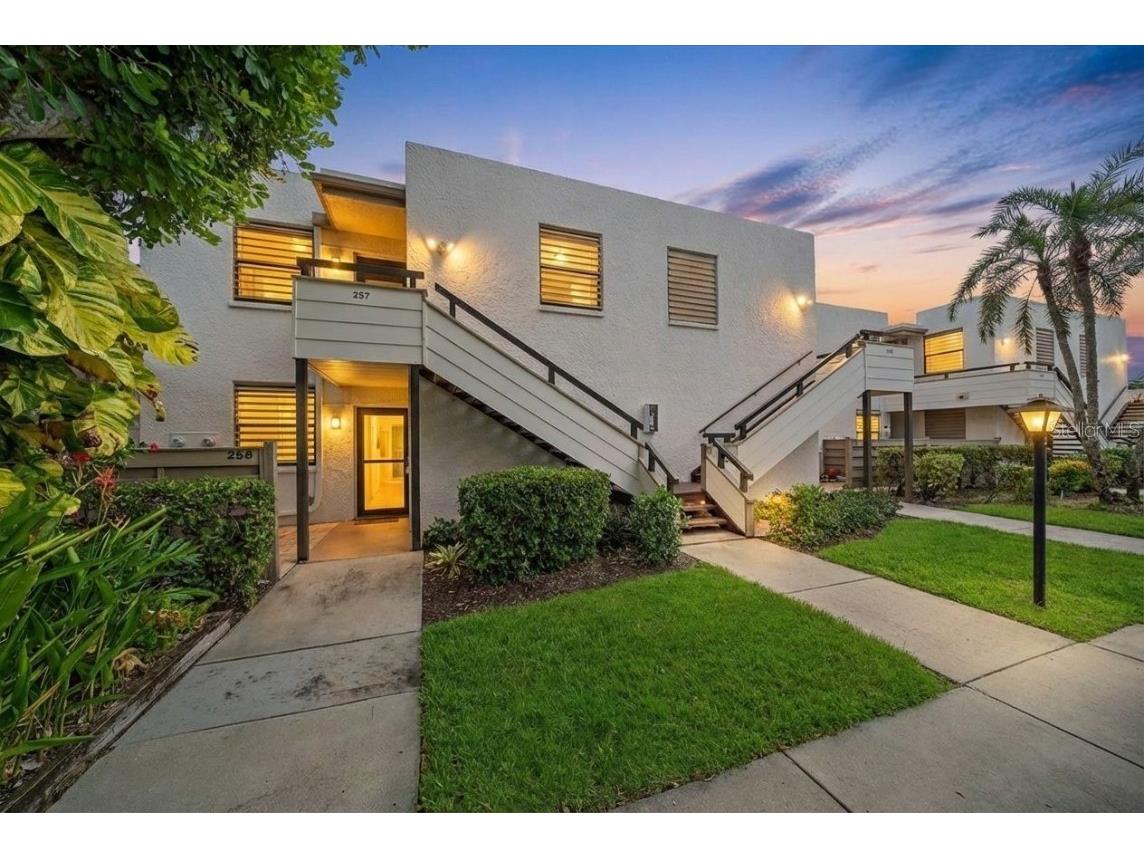 257 Sherwood Drive #257 Bradenton FL 34210 TB8439451 image1