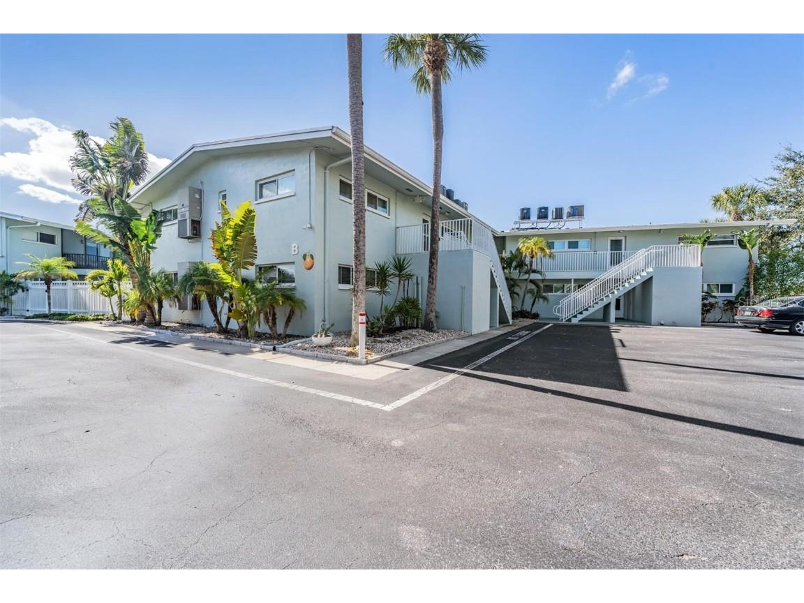 2570 Gary Circle #2 Dunedin FL 34698 - ST. JOSPEH SOUND U8229312 image1