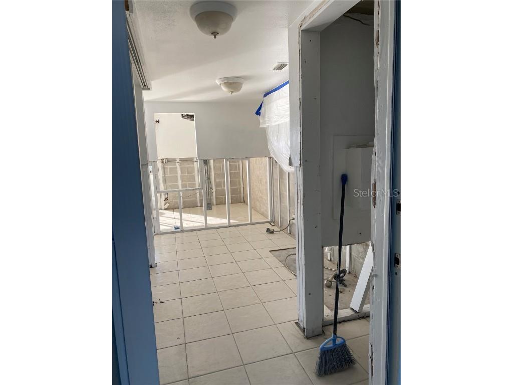 2570 Gary Circle #3 Dunedin FL 34698 - ST. JOSEPH SOUND U8253523 image5