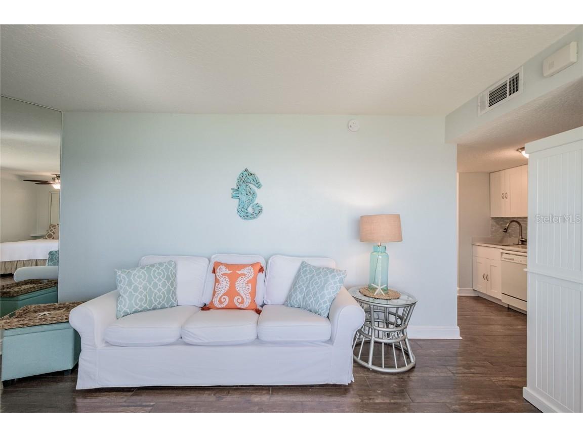 2570 Gary Circle #4 Dunedin FL 34698 TB8428388 image13