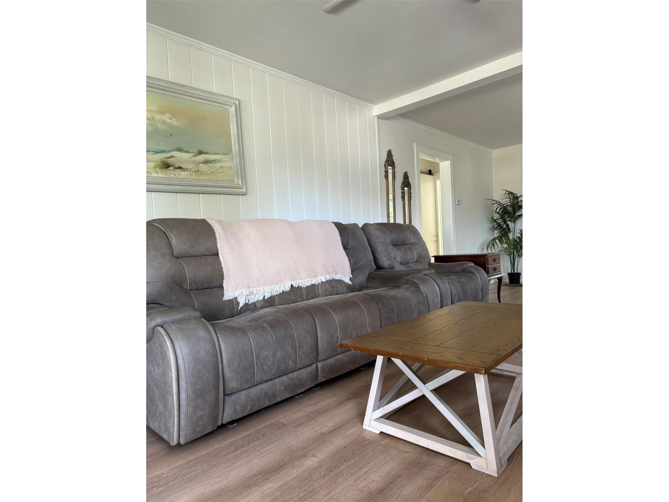 2570 Loma Linda Street Sarasota FL 34239 A4691730 image3