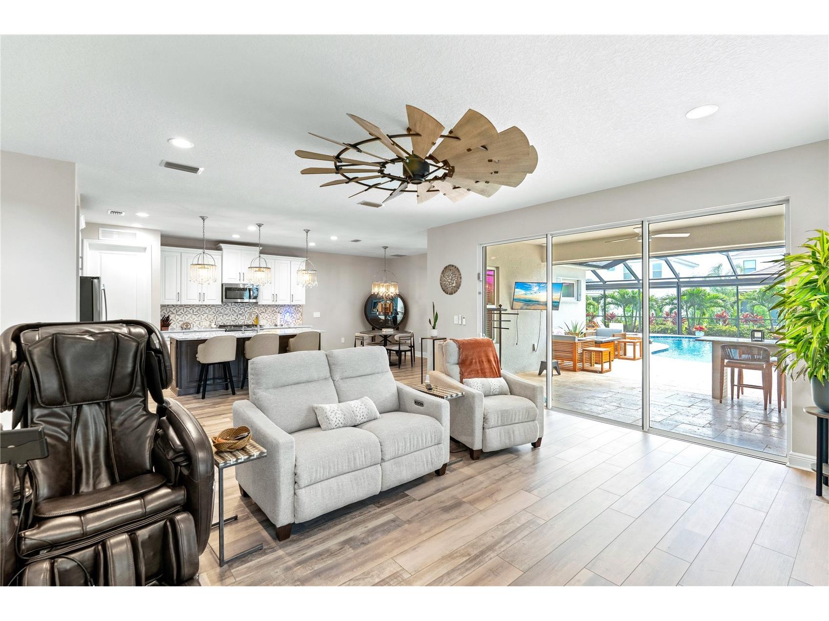 2570 Wild Cherry Path Sarasota FL 34240 A4694710 image18
