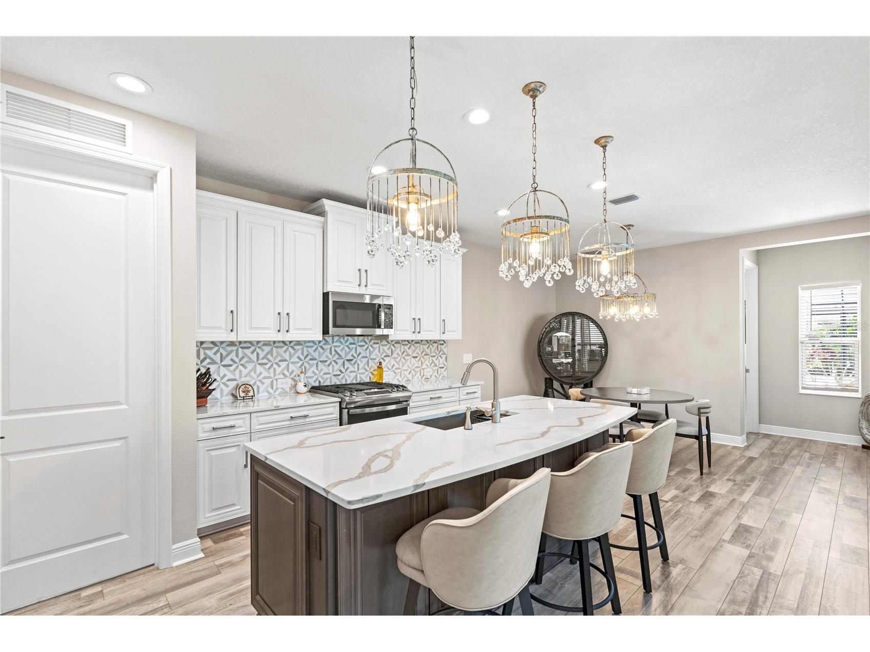 2570 Wild Cherry Path Sarasota FL 34240 A4694710 image2