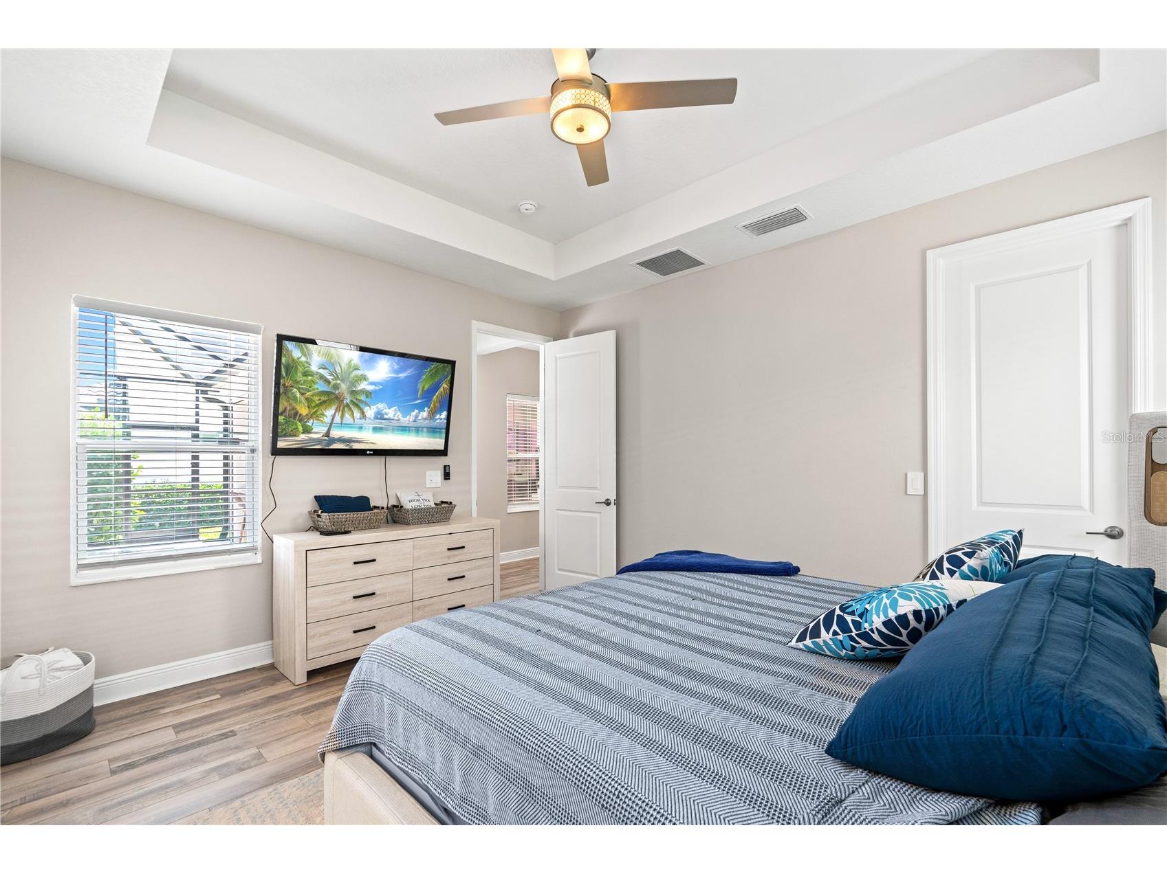 2570 Wild Cherry Path Sarasota FL 34240 A4694710 image35