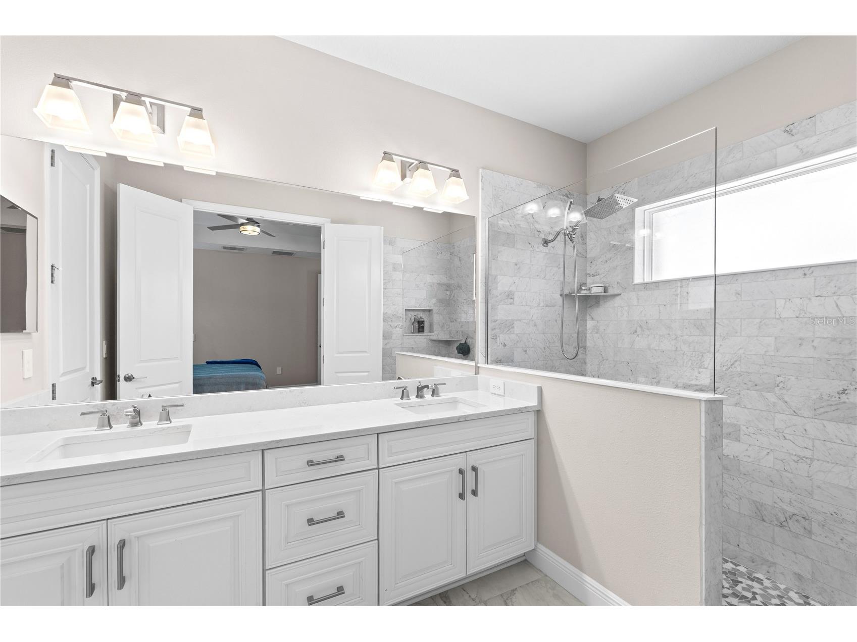2570 Wild Cherry Path Sarasota FL 34240 A4694710 image38