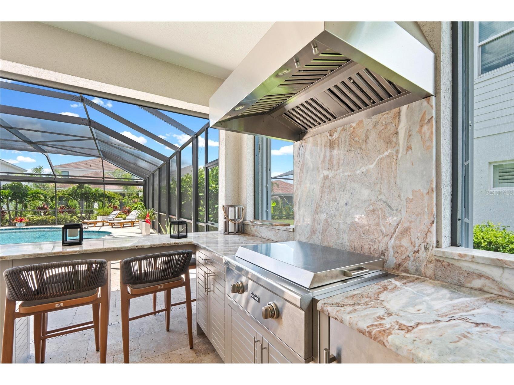 2570 Wild Cherry Path Sarasota FL 34240 A4694710 image4