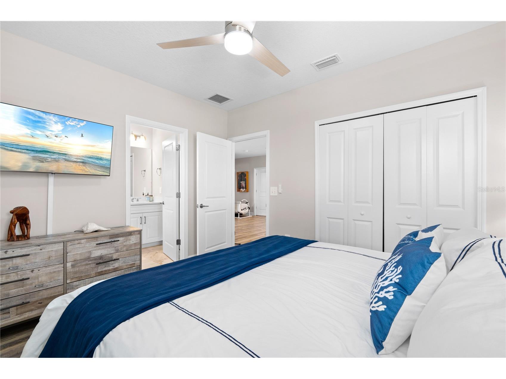 2570 Wild Cherry Path Sarasota FL 34240 A4694710 image50