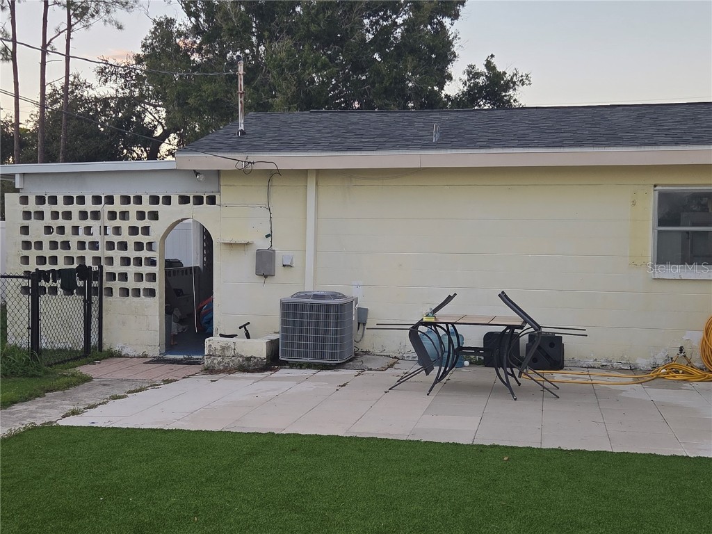 2571 Central Avenue Clearwater FL 33764 TB8441449 image20