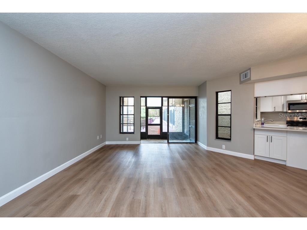 2571 Cyprus Drive #1-102 Palm Harbor FL 34684 TB8434490 image5