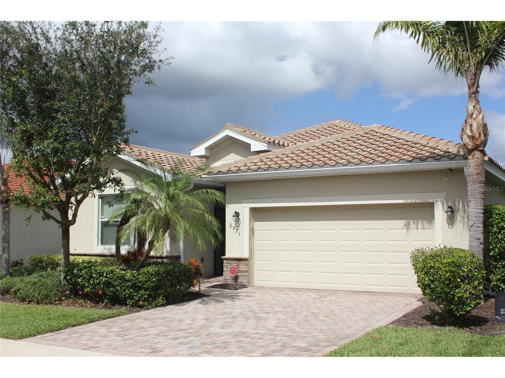 2571 Laurentina Lane Cape Coral FL 33909 C7525583 image1