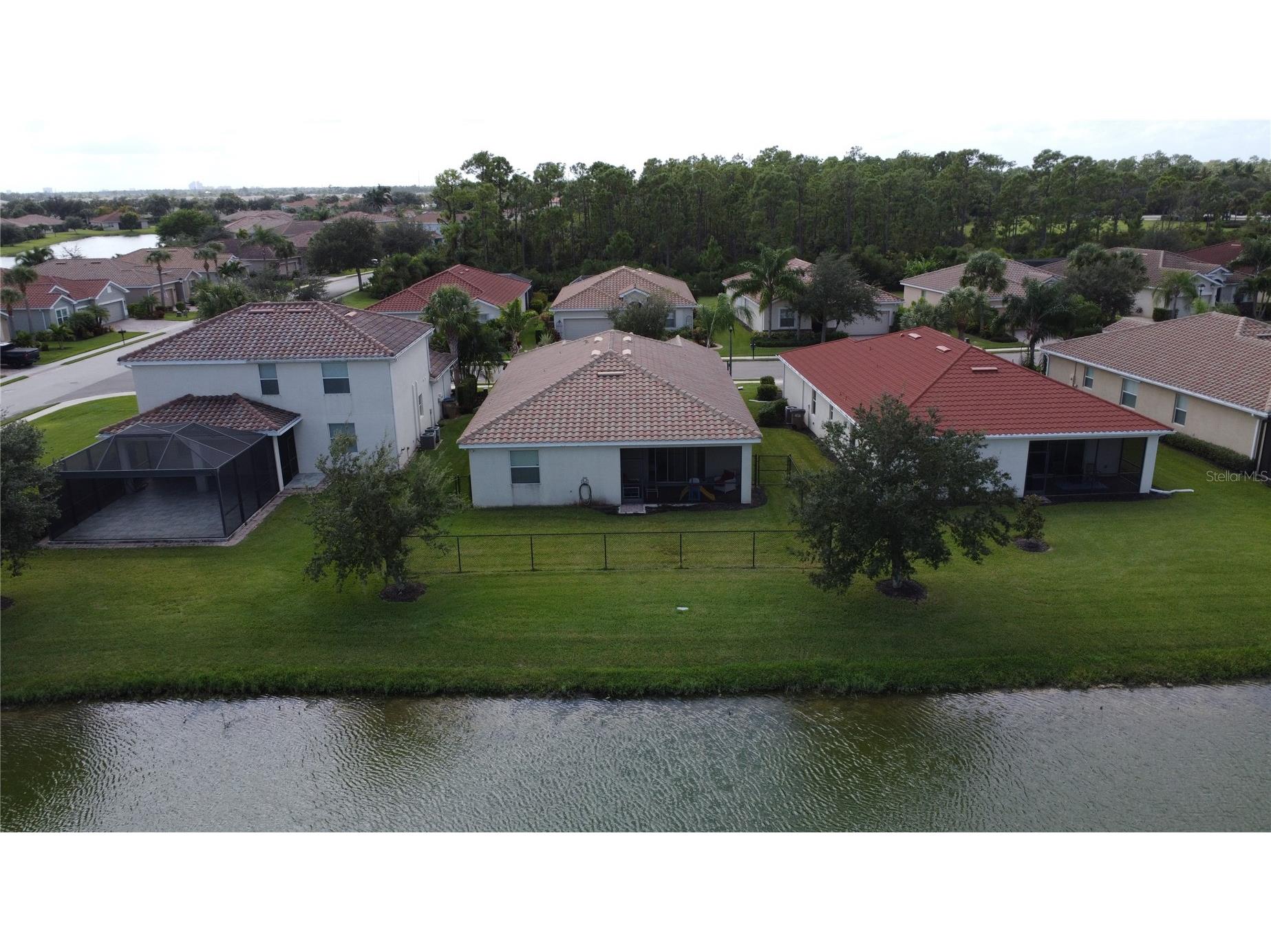 2571 Laurentina Lane Cape Coral FL 33909 C7525583 image32