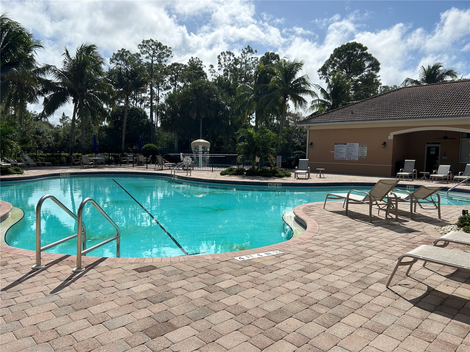 2571 Laurentina Lane Cape Coral FL 33909 C7525583 image38