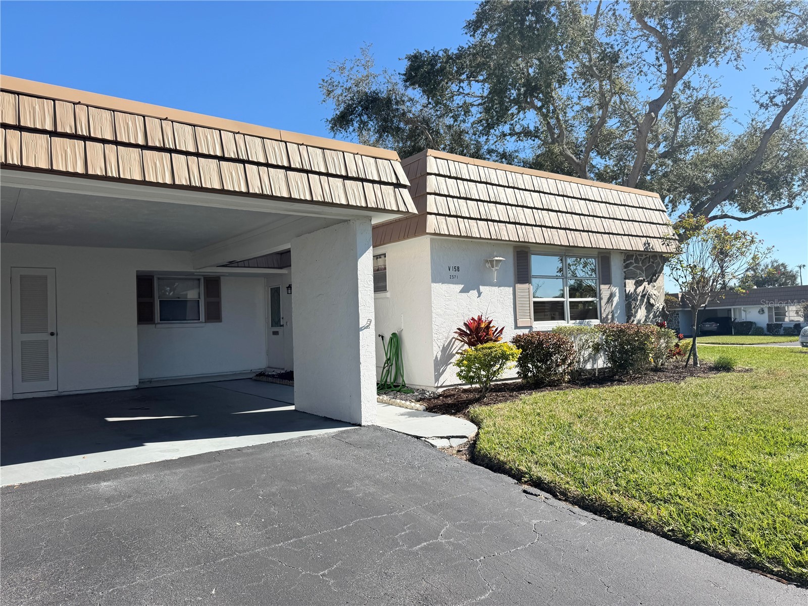 2571 Riverbluff Parkway #V158 Sarasota FL 34231 A4678648 image1