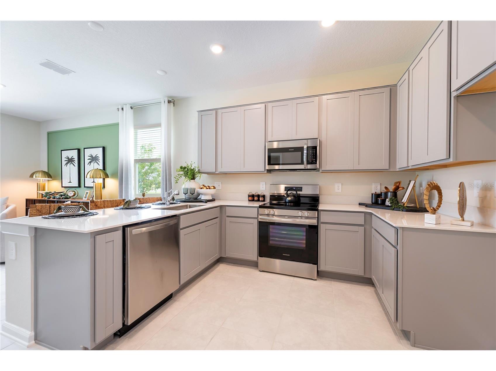 2571 Skyline Loop Kissimmee FL 34758 O6413432 image2