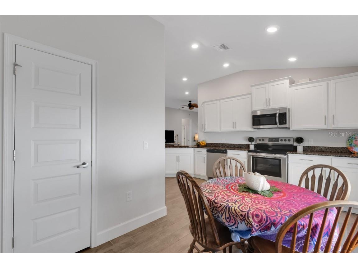 2572 Averland Loop North Port FL 34287 N6137301 image17