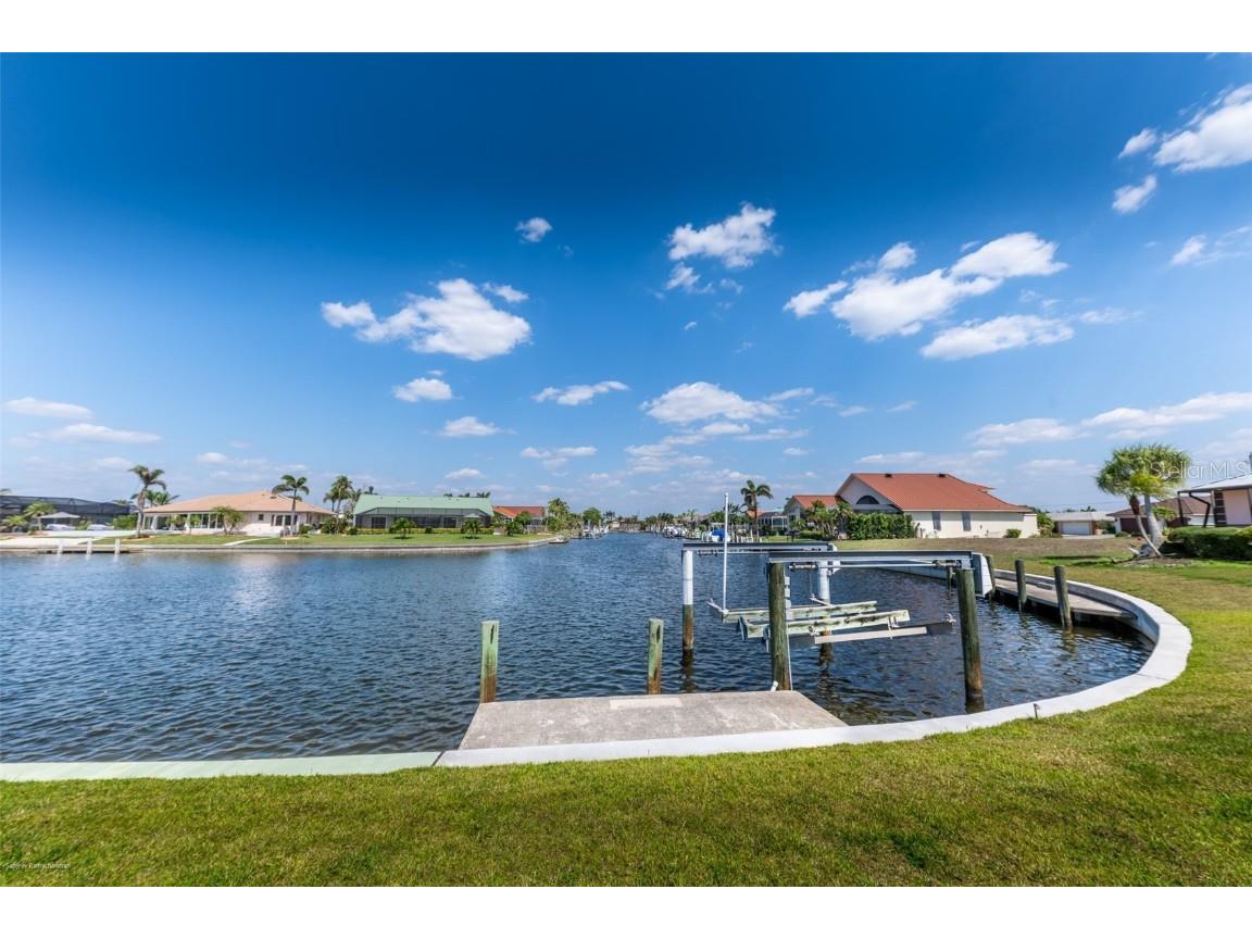 2572 Brazilia Court Punta Gorda FL 33950 C7509135 image2