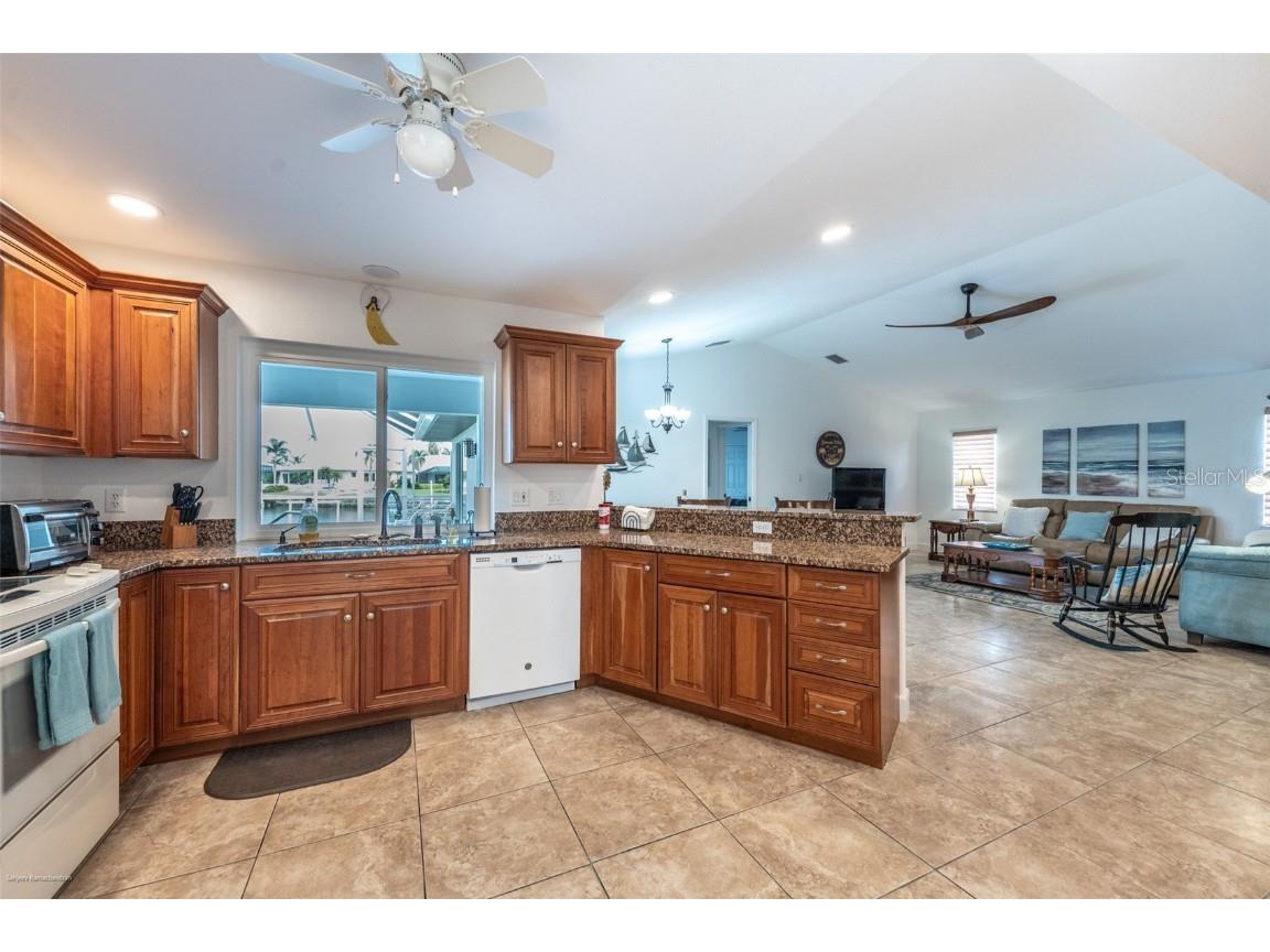 2572 Brazilia Court Punta Gorda FL 33950 C7509135 image25