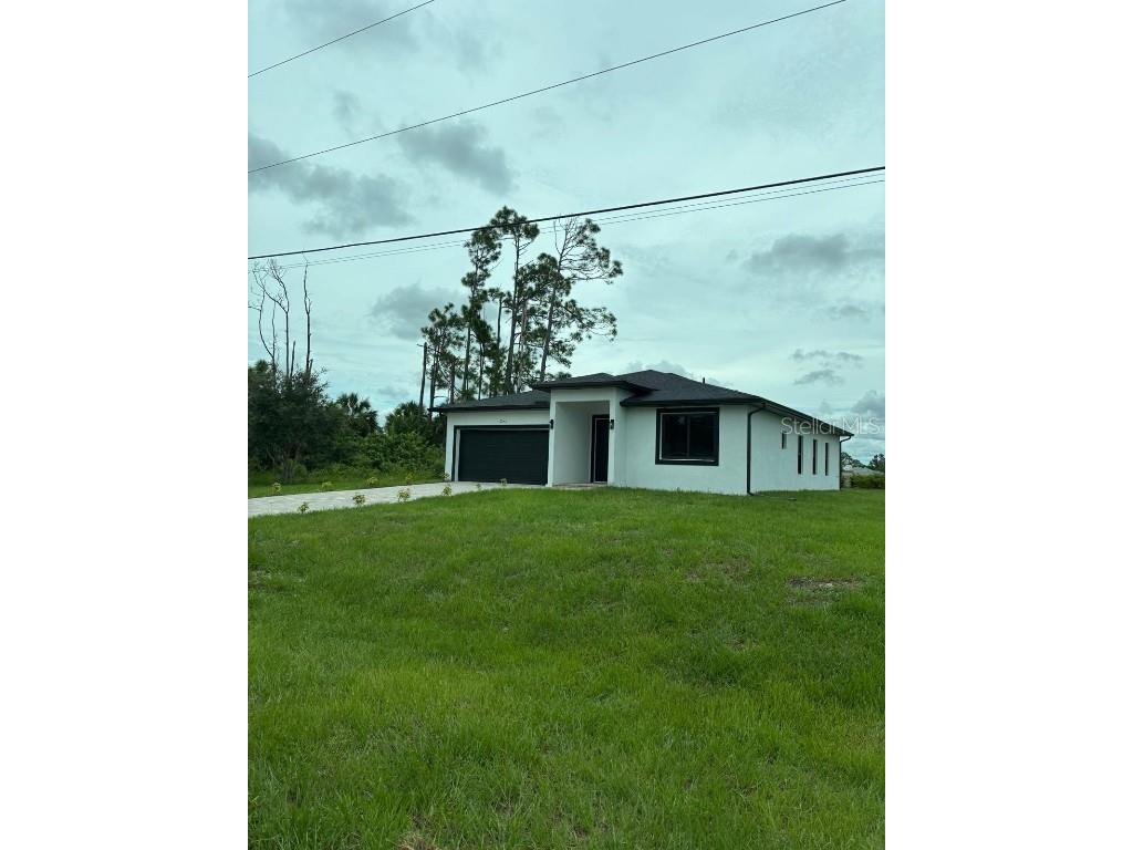 2572 Grandview Drive North Port FL 34288 O6347140 image1