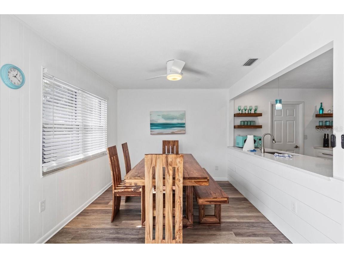 2572 Jefferson Circle Sarasota FL 34239 A4596618 image17