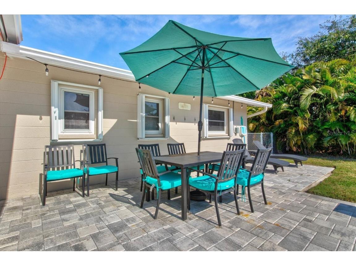 2572 Jefferson Circle Sarasota FL 34239 A4596618 image39