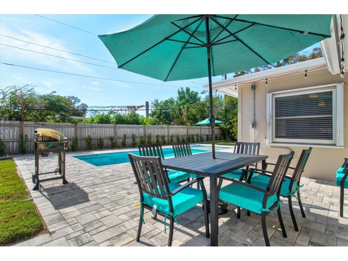 2572 Jefferson Circle Sarasota FL 34239 A4596618 image40