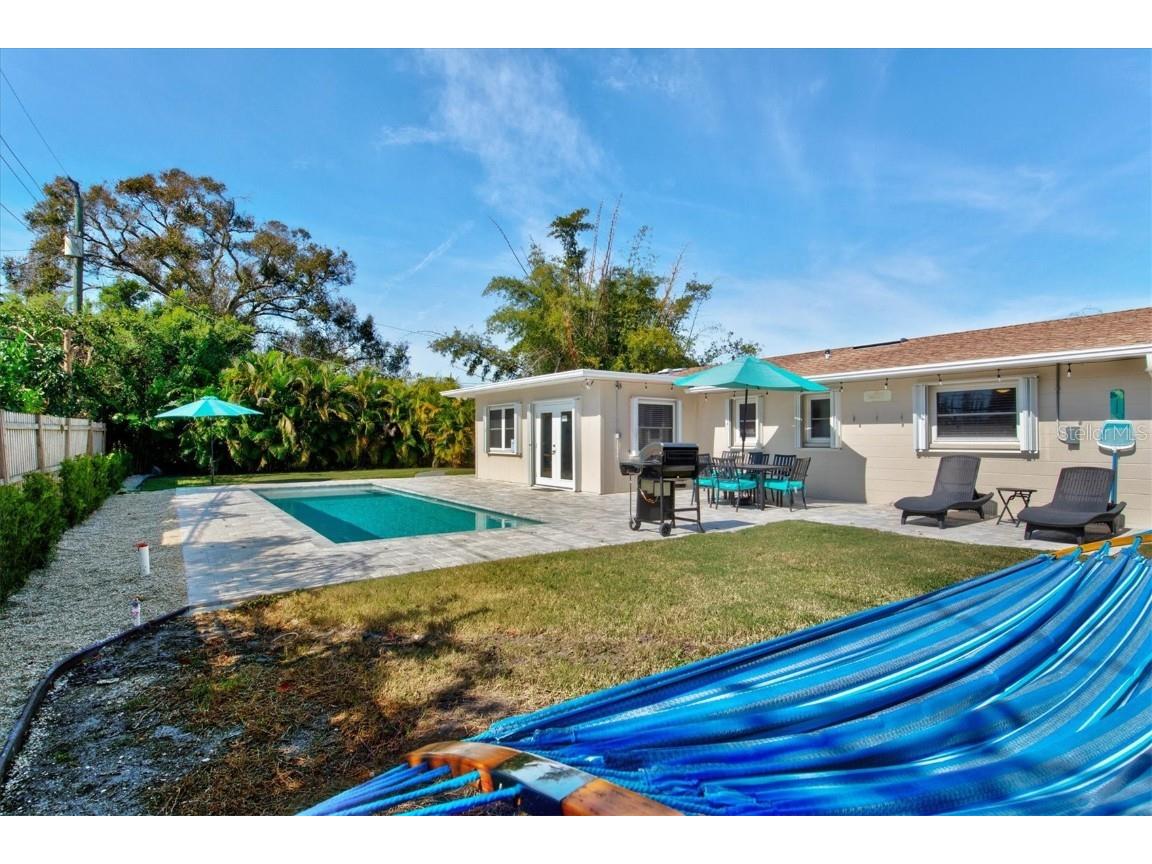 2572 Jefferson Circle Sarasota FL 34239 A4596618 image43