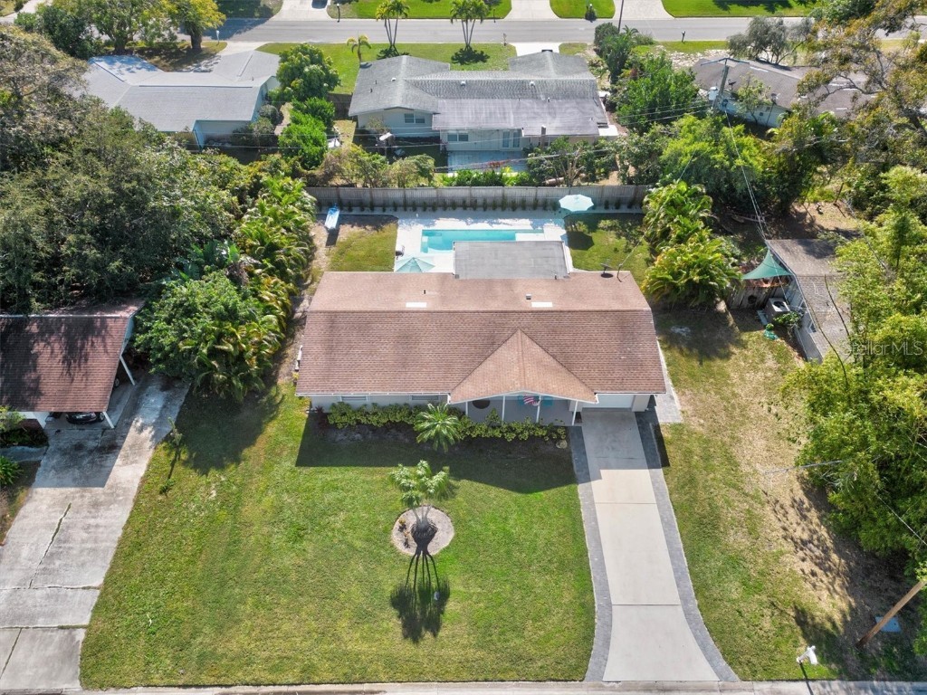 2572 Jefferson Circle Sarasota FL 34239 A4596618 image46