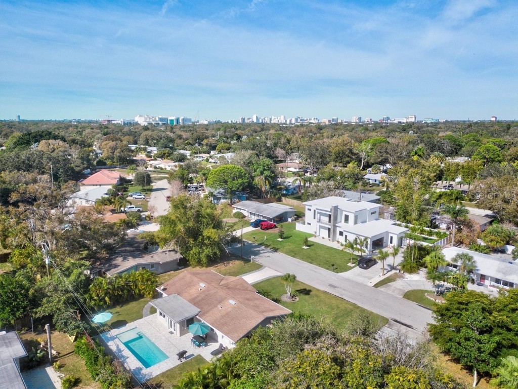 2572 Jefferson Circle Sarasota FL 34239 A4596618 image51