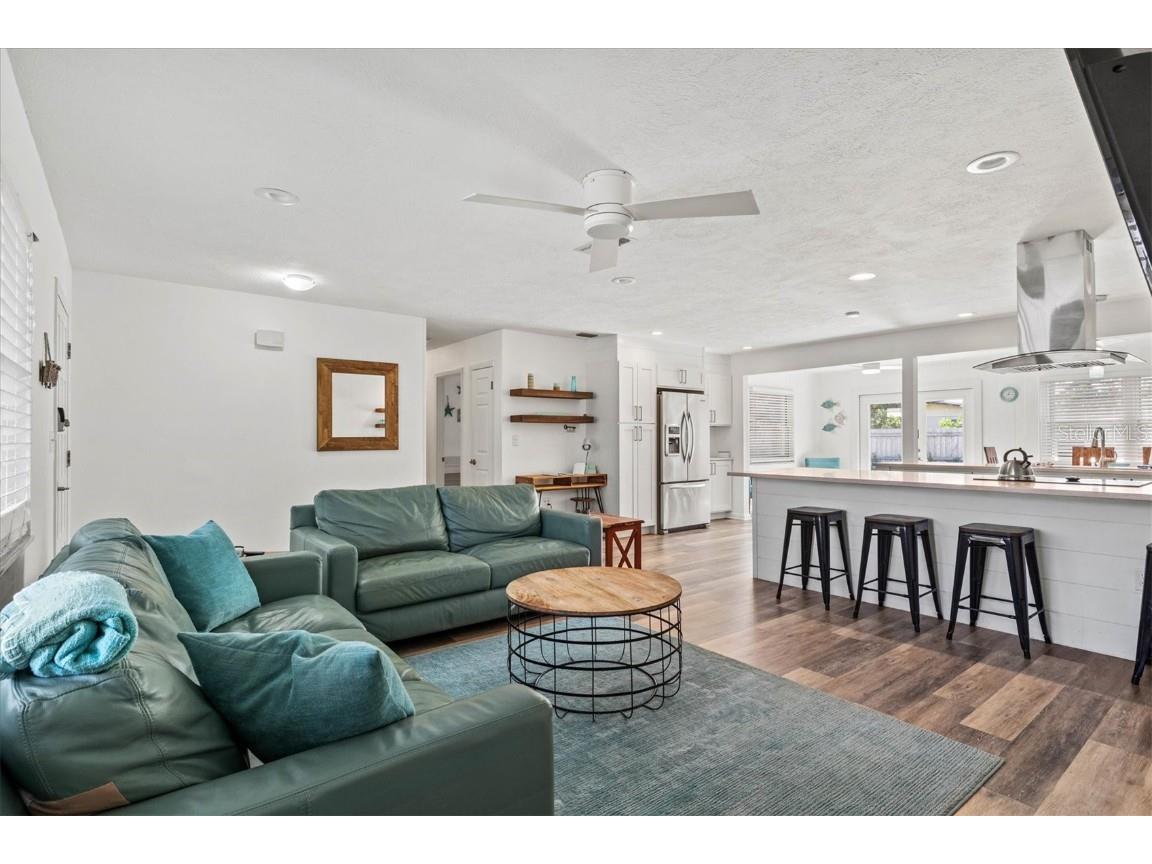 2572 Jefferson Circle Sarasota FL 34239 A4596618 image9