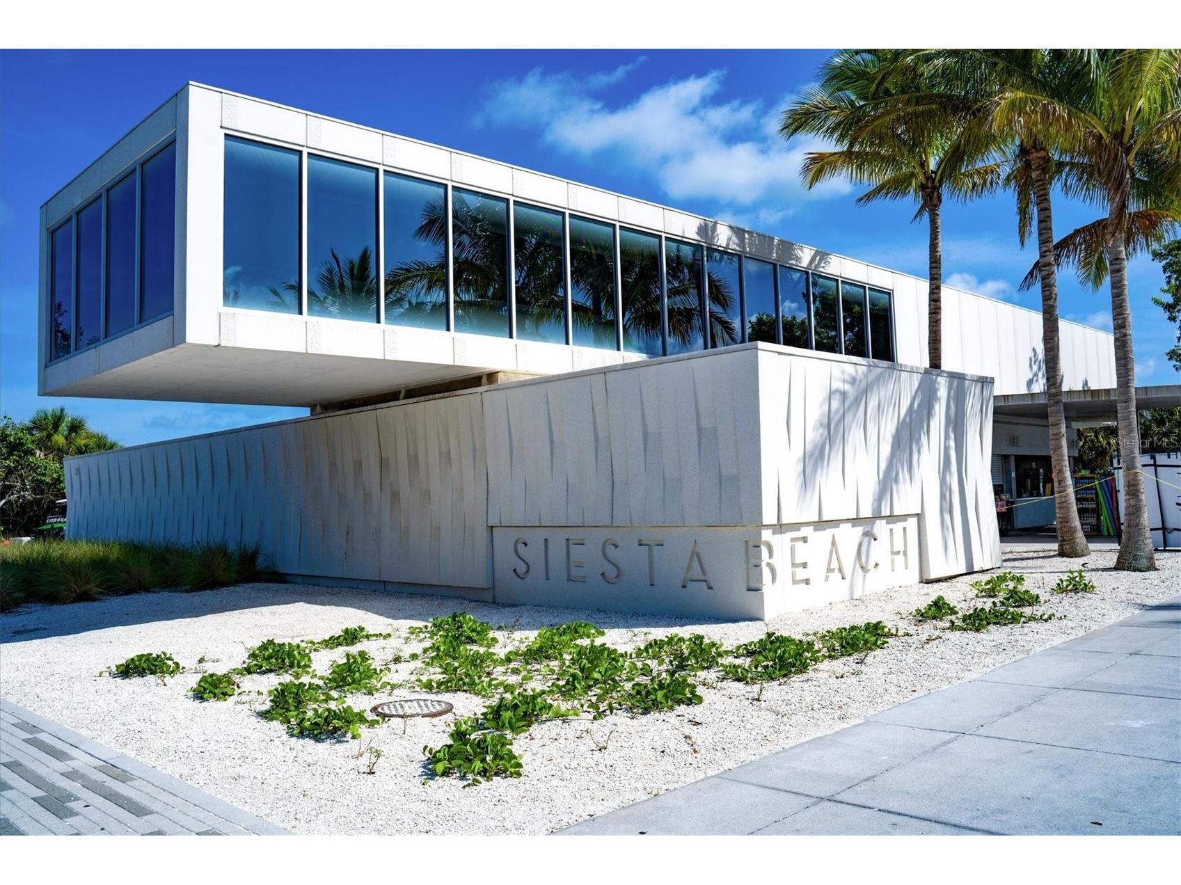 2572 Jefferson Circle Sarasota FL 34239 A4693524 image75