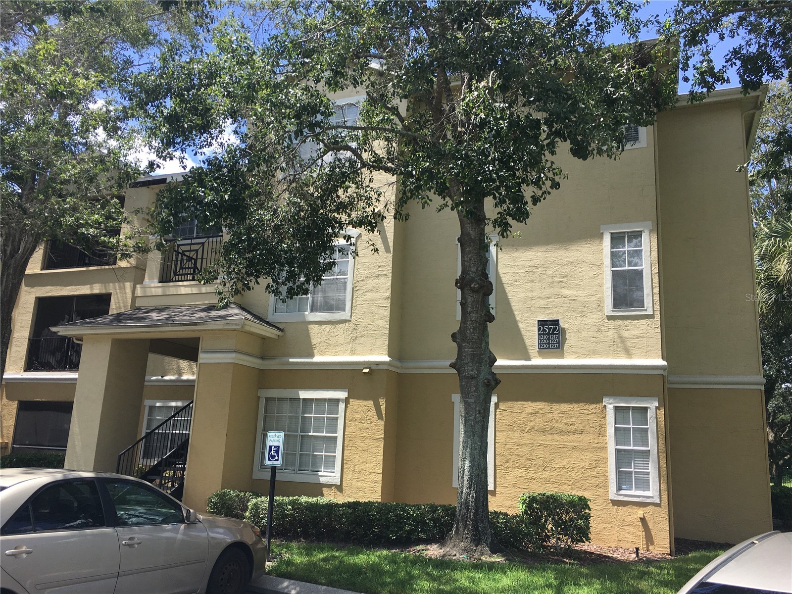2572 Robert Trent Jones Drive #1215 Orlando FL 32835 O6413320 image1