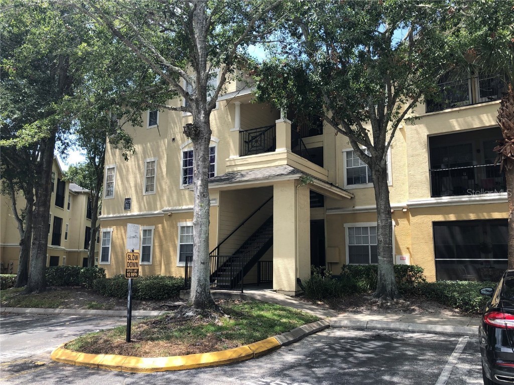 2572 Robert Trent Jones Drive #1223 Orlando FL 32835 O6102344 image1