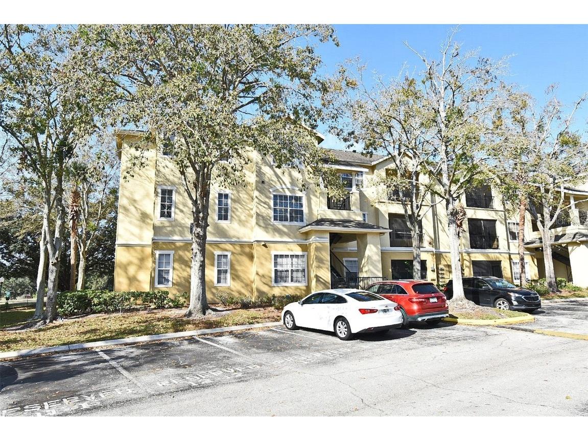 2572 Robert Trent Jones Drive #1231 Orlando FL 32835 O6268903 image1
