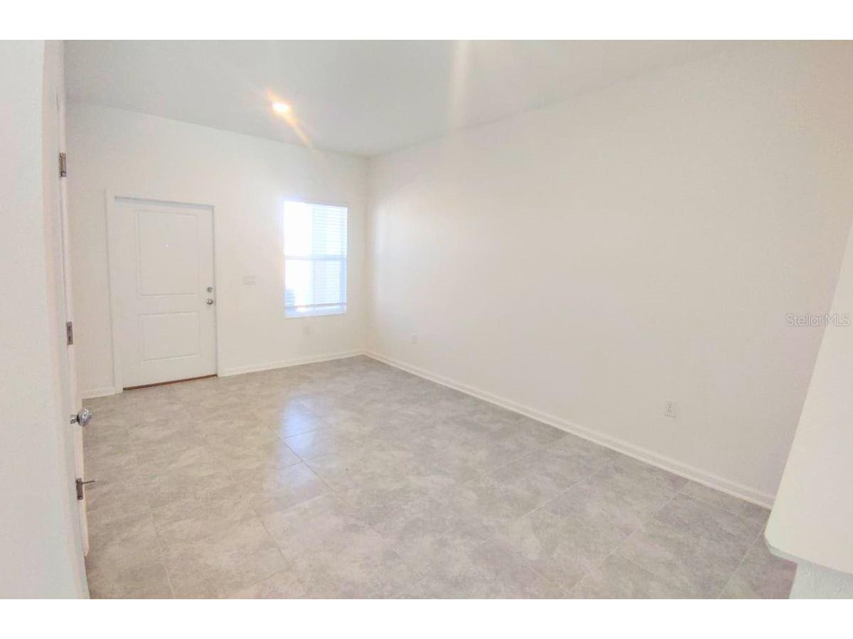 2572 Skyline Loop Kissimmee FL 34758 S5141413 image2