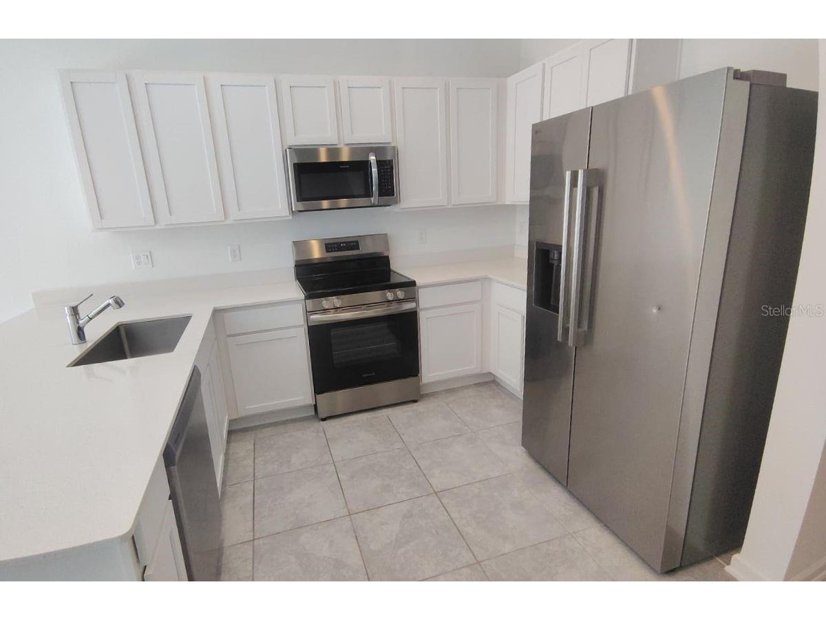 2572 Skyline Loop Kissimmee FL 34758 S5141413 image3