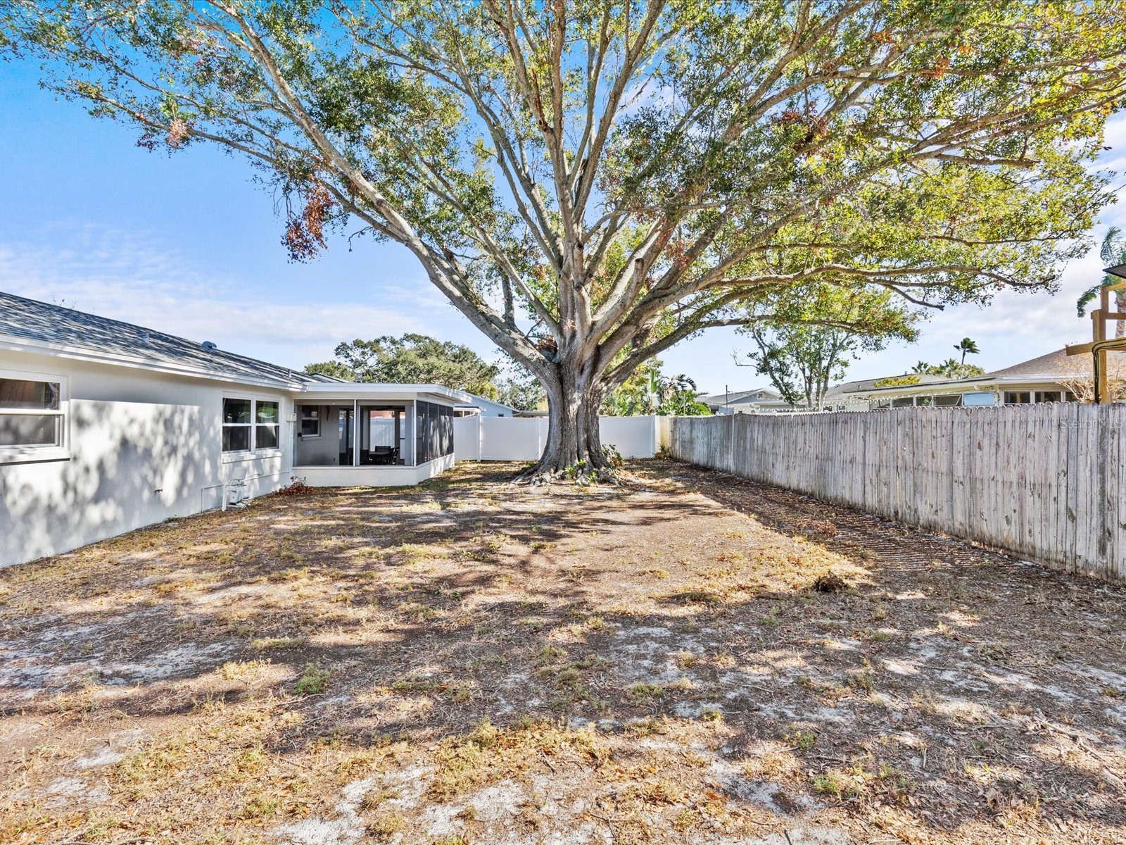 2573 Redwood Circle Clearwater FL 33763 TB8472394 image10