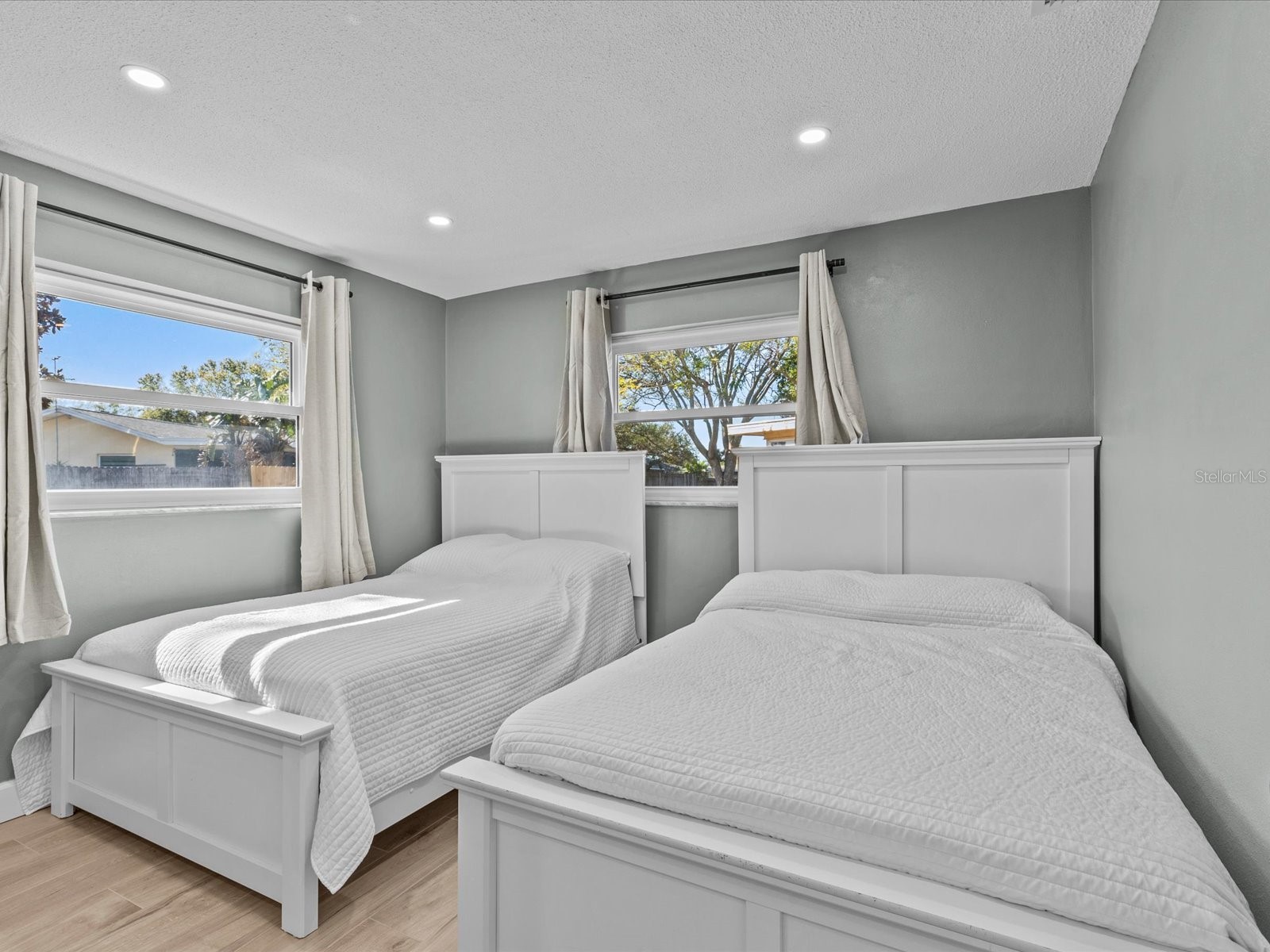 2573 Redwood Circle Clearwater FL 33763 TB8472394 image12