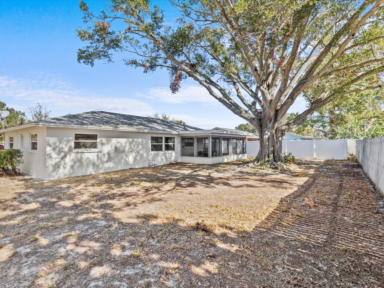 2573 Redwood Circle Clearwater FL 33763 TB8472394 image22