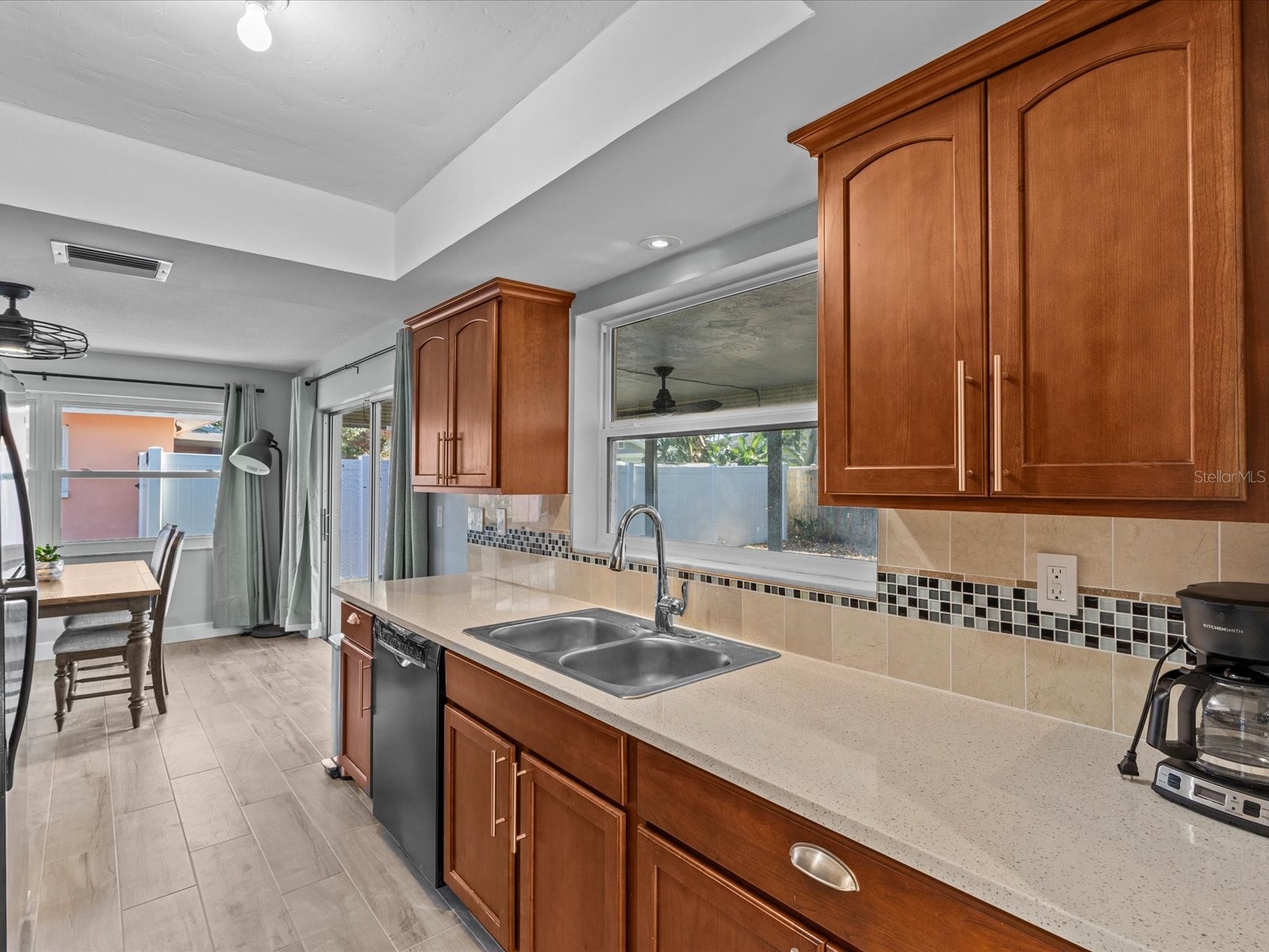 2573 Redwood Circle Clearwater FL 33763 TB8472394 image33