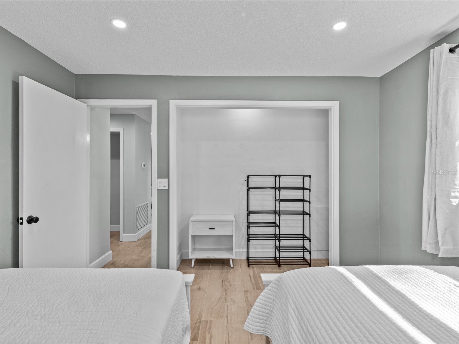 2573 Redwood Circle Clearwater FL 33763 TB8472394 image37