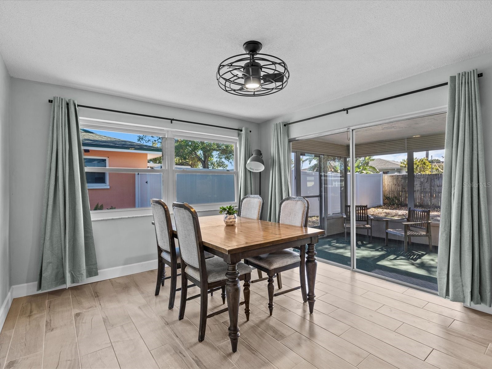 2573 Redwood Circle Clearwater FL 33763 TB8472394 image9