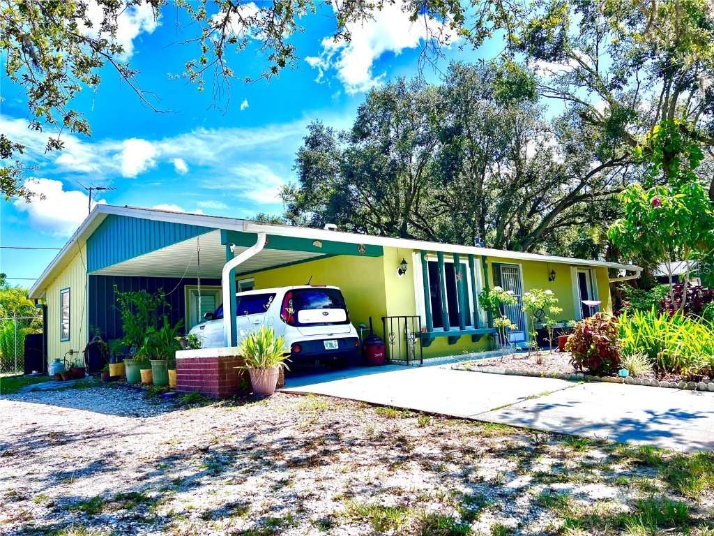 2573 Rock Creek Drive Port Charlotte FL 33948 C7477344 image1