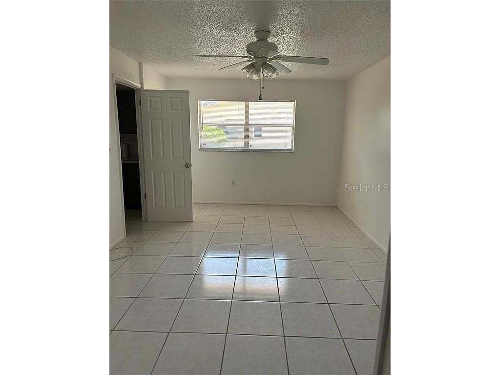 2574 59th Avenue S Saint Petersburg FL 33712 TB8453077 image8