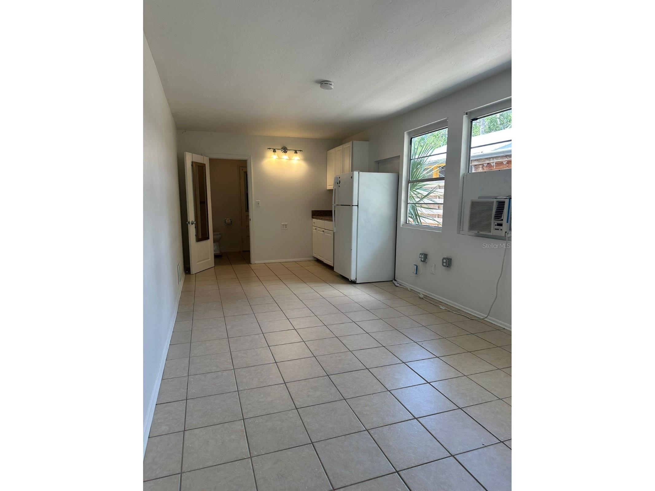 2574 Hawthorne Street Sarasota FL 34239 TB8507724 image10
