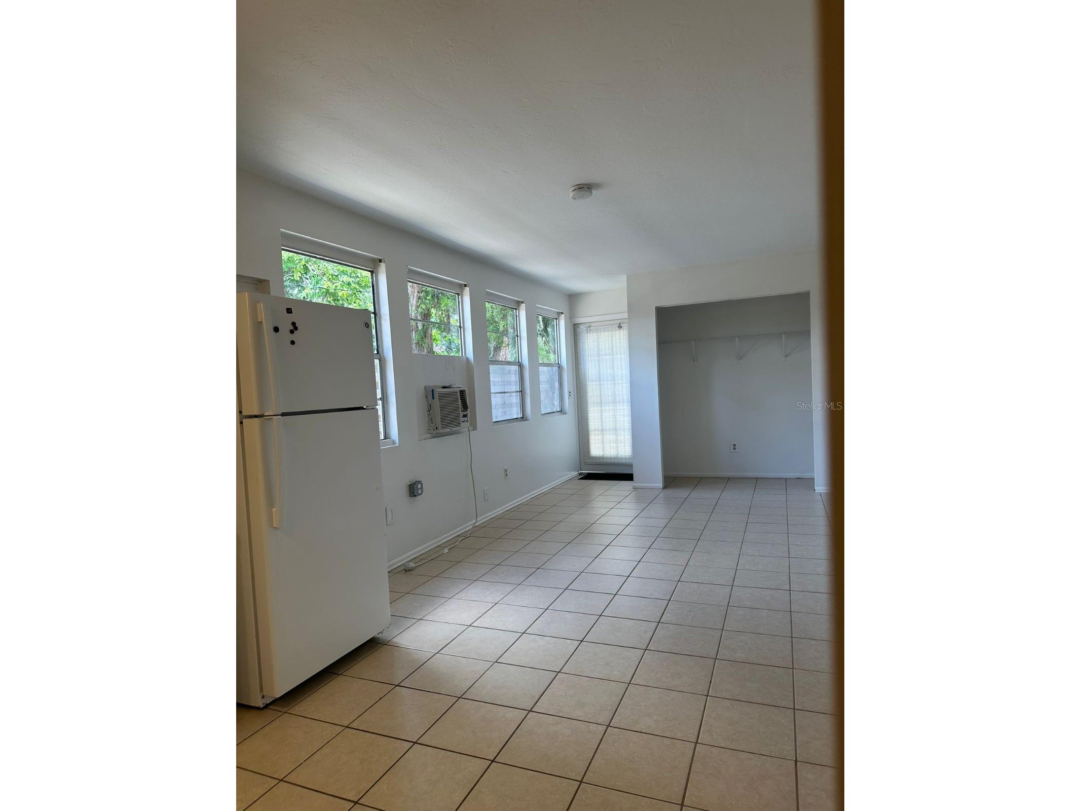 2574 Hawthorne Street Sarasota FL 34239 TB8507724 image11