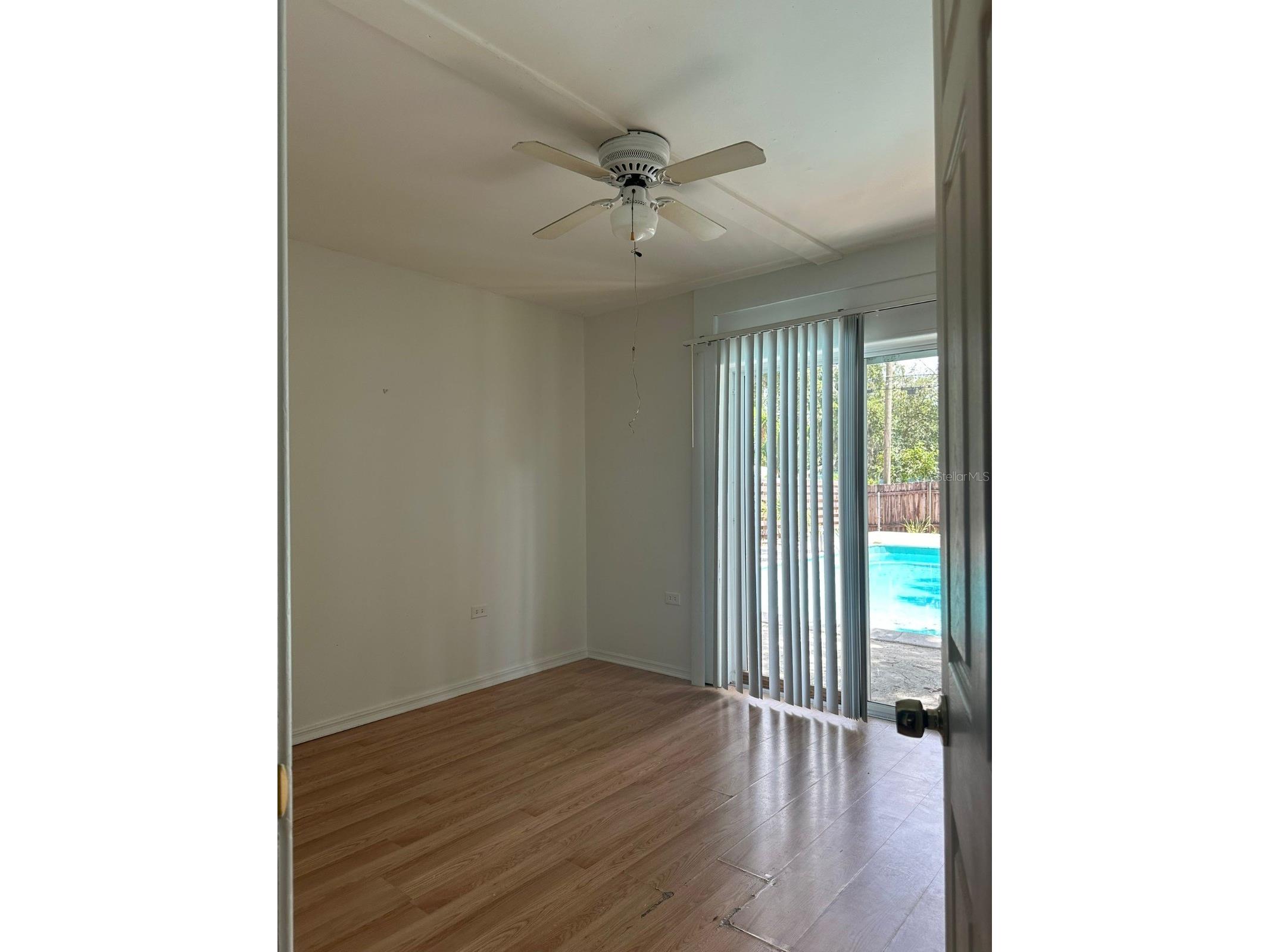 2574 Hawthorne Street Sarasota FL 34239 TB8507724 image12