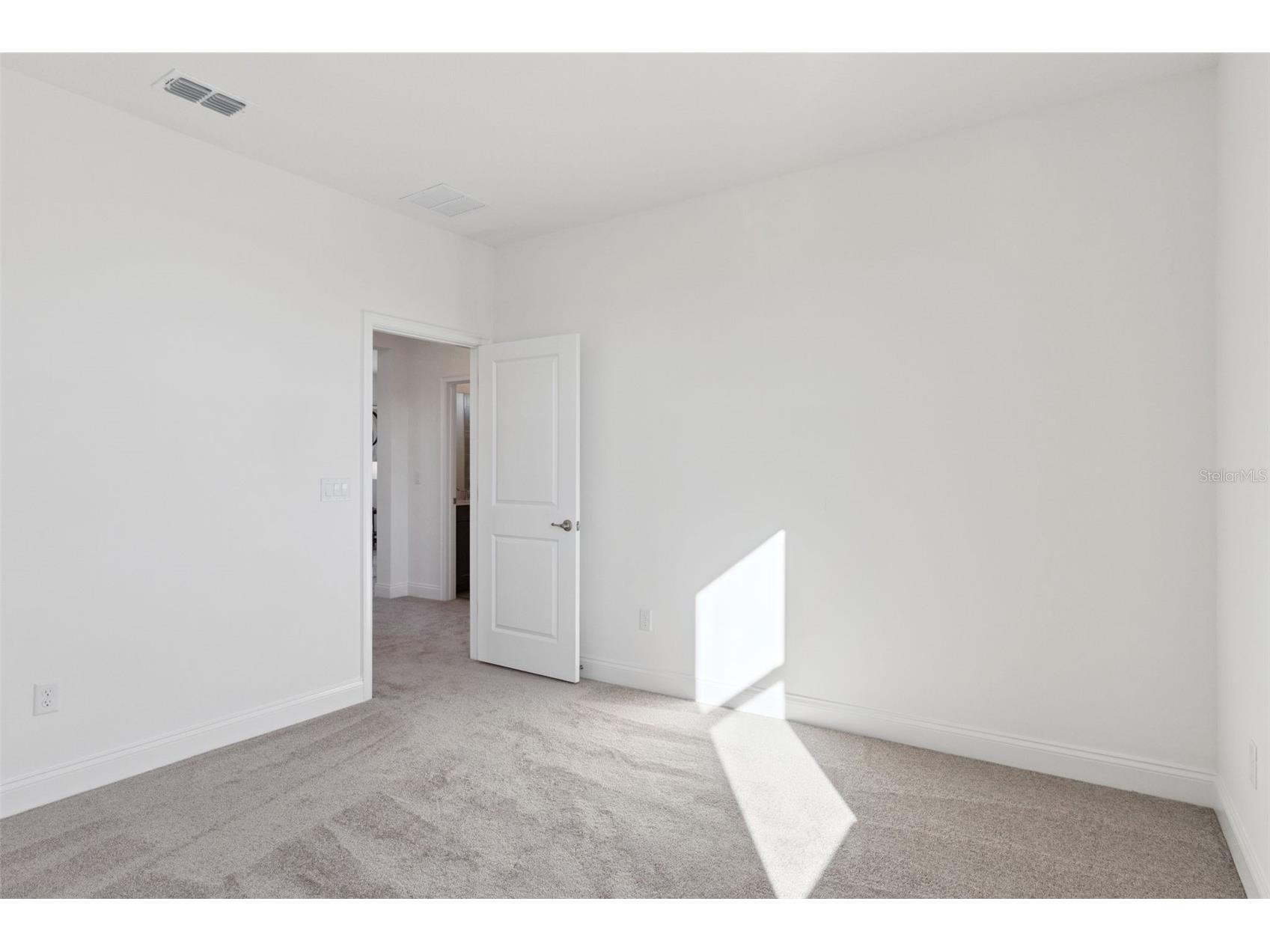 2574 Wise River Lane Zephyrhills FL 33541 O6338829 image37