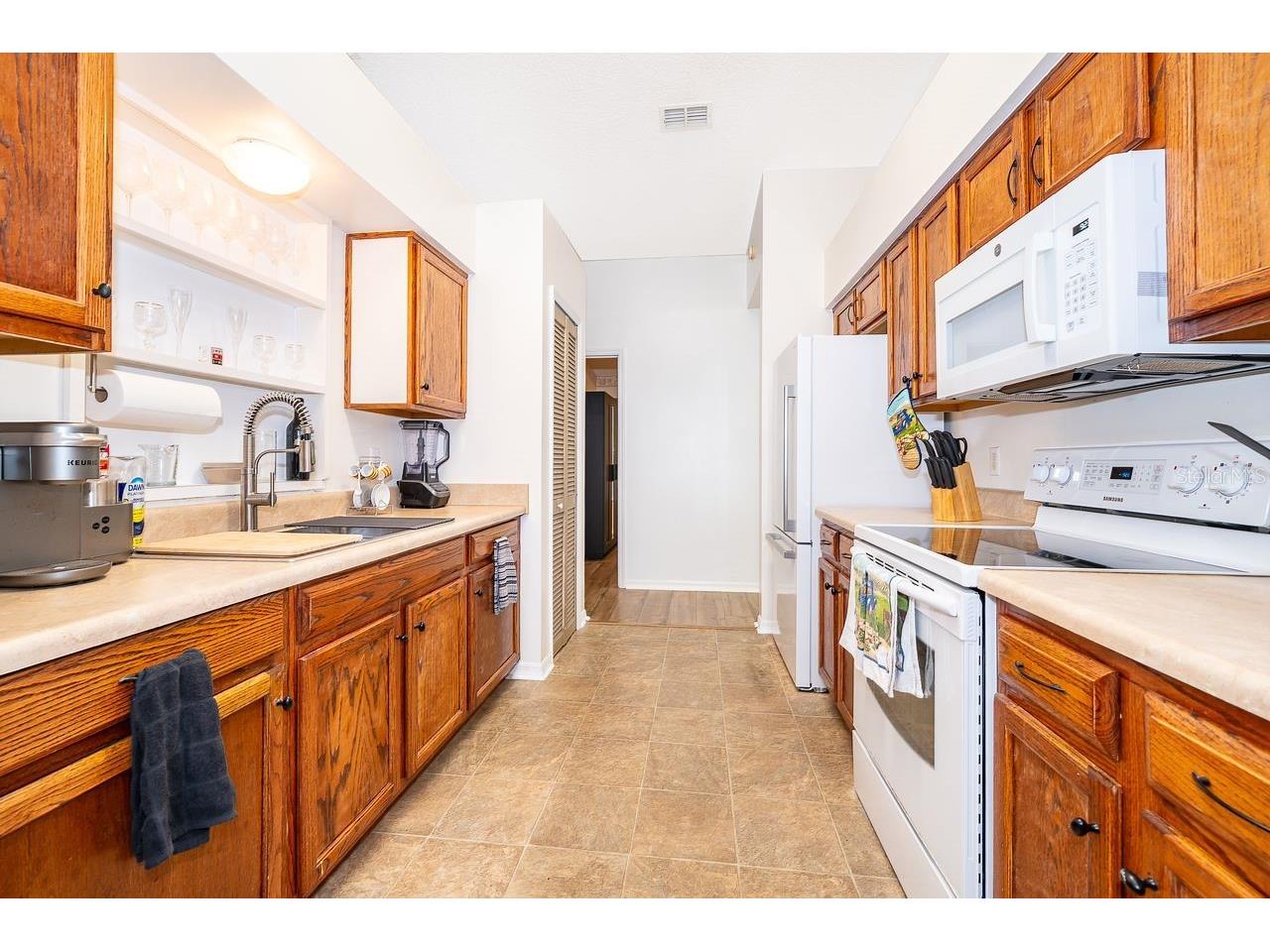 25741 Belle Helene Leesburg FL 34748 S5144825 image12