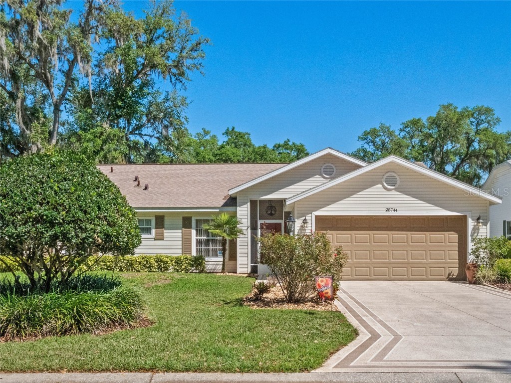 25744 Whisper Oaks Road Leesburg FL 34748 G5066605 image1